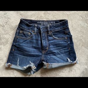 Barely worn American eagle high rise shorts